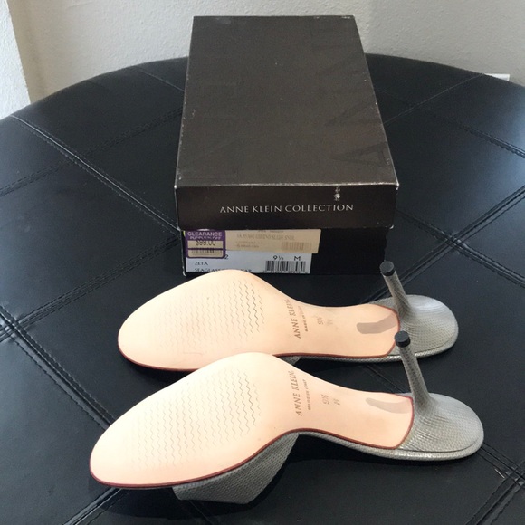 Anne Klein Collection - Picture 7 of 7